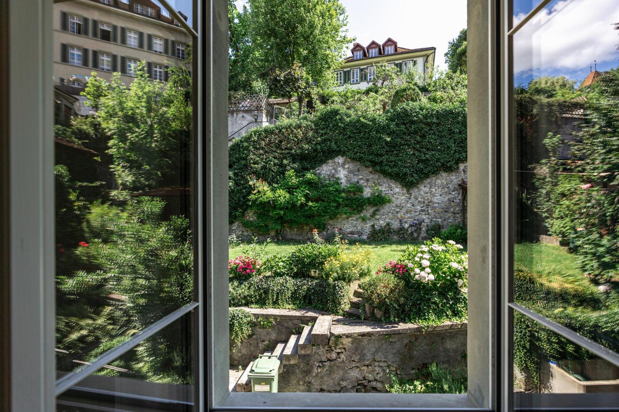 Historische Wohnung Im Herzen Der Thuner Altstadt Exteriör bild